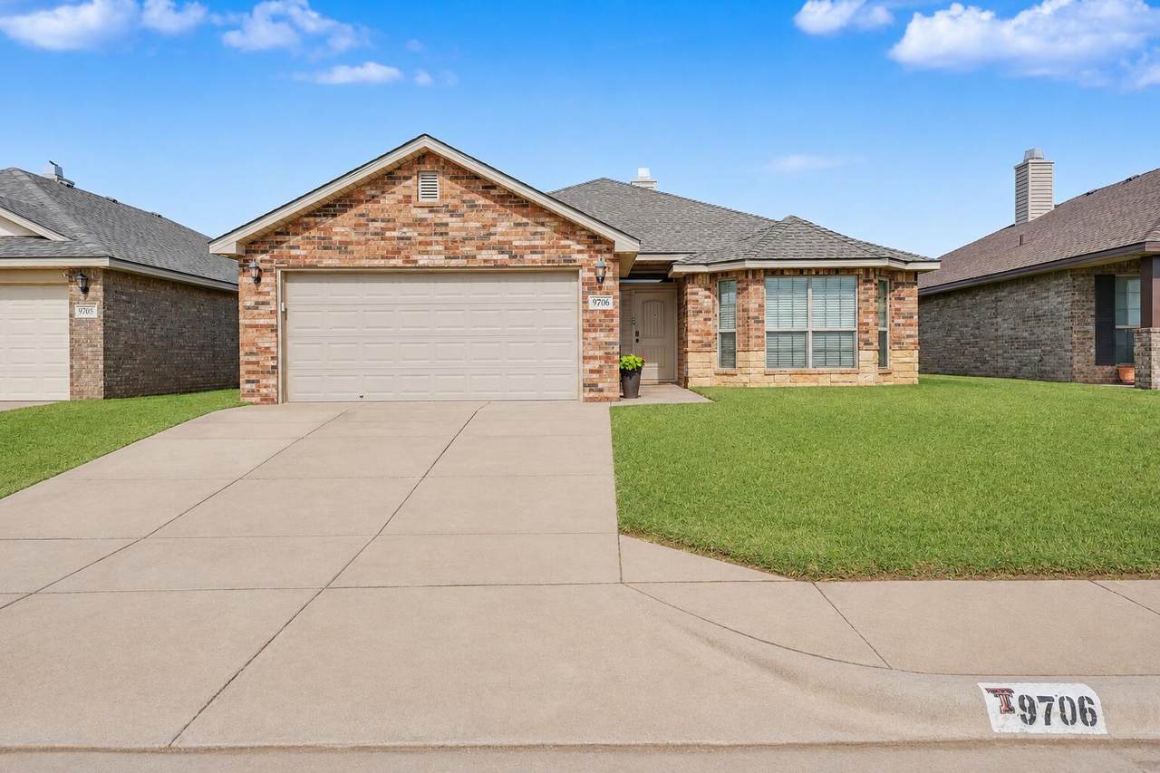 9706 Quincy Avenue - Photo 1