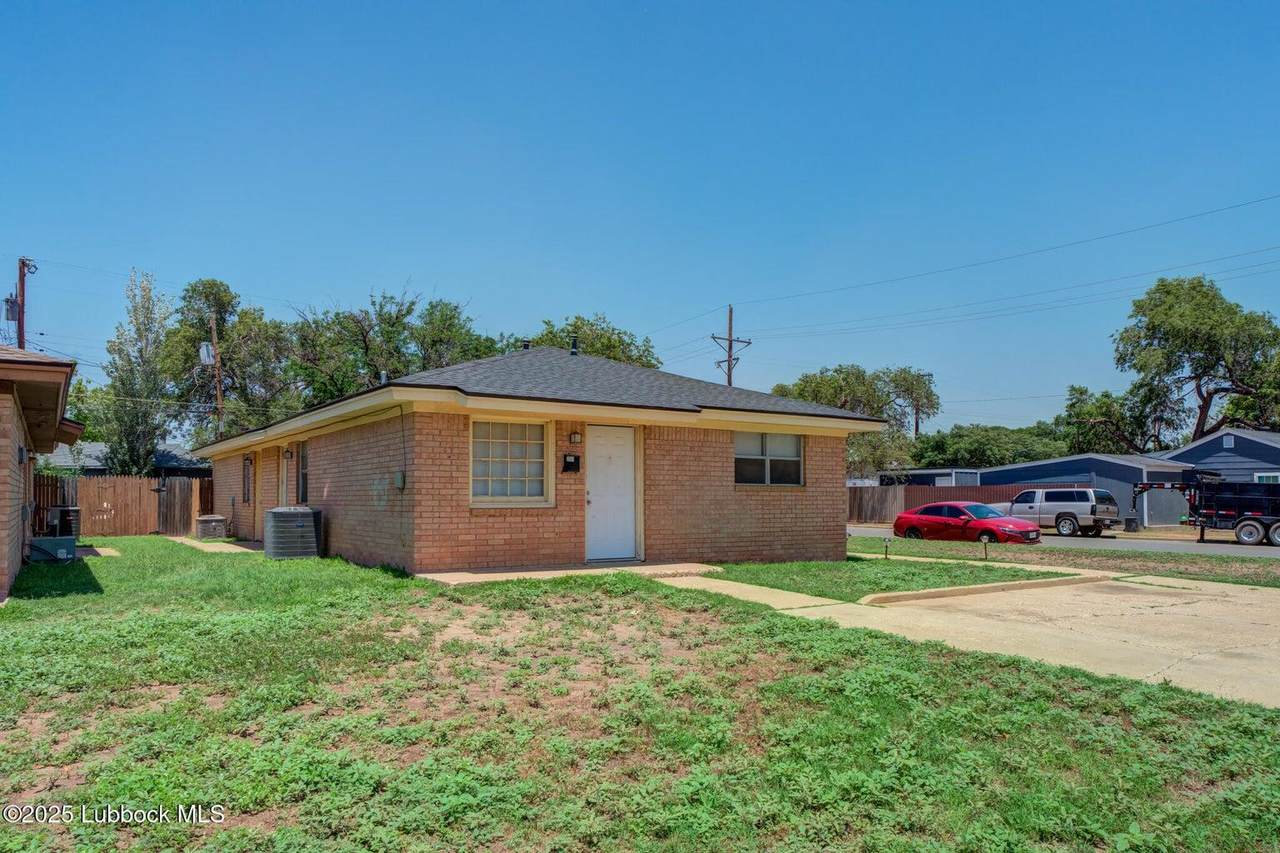 2302 40th Street - Photo 1