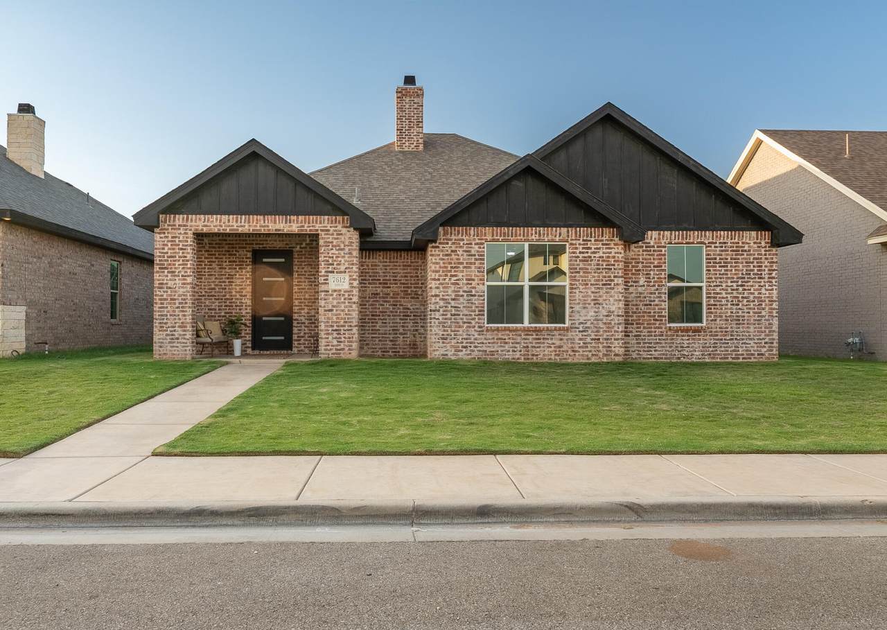 7612 53rd Street - Photo 1