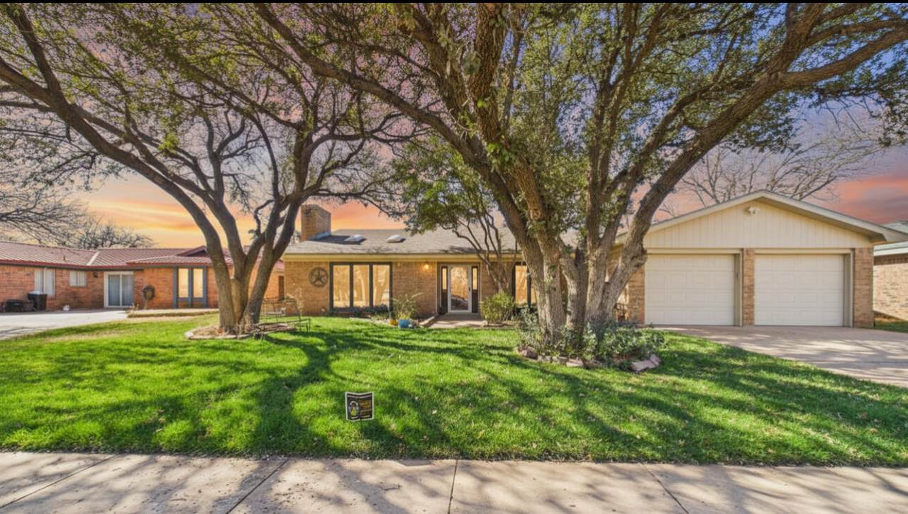 8606 Knoxville Avenue - Photo 1
