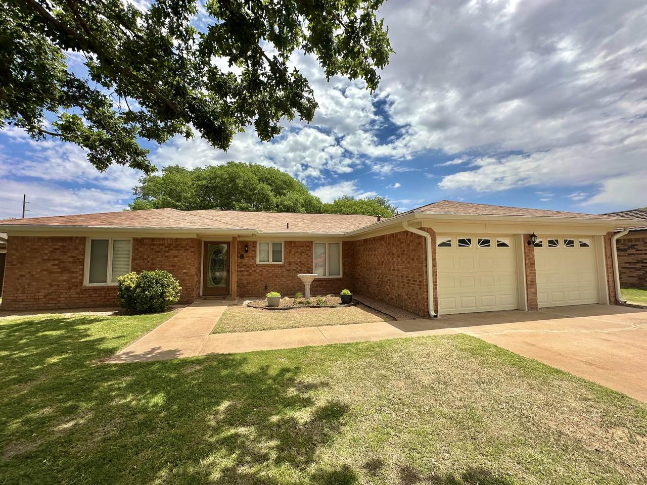 510 Gardner Avenue - Photo 1