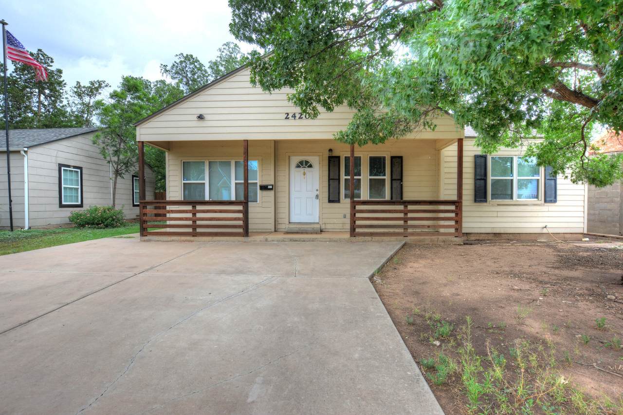 2420 26th Street - Photo 1