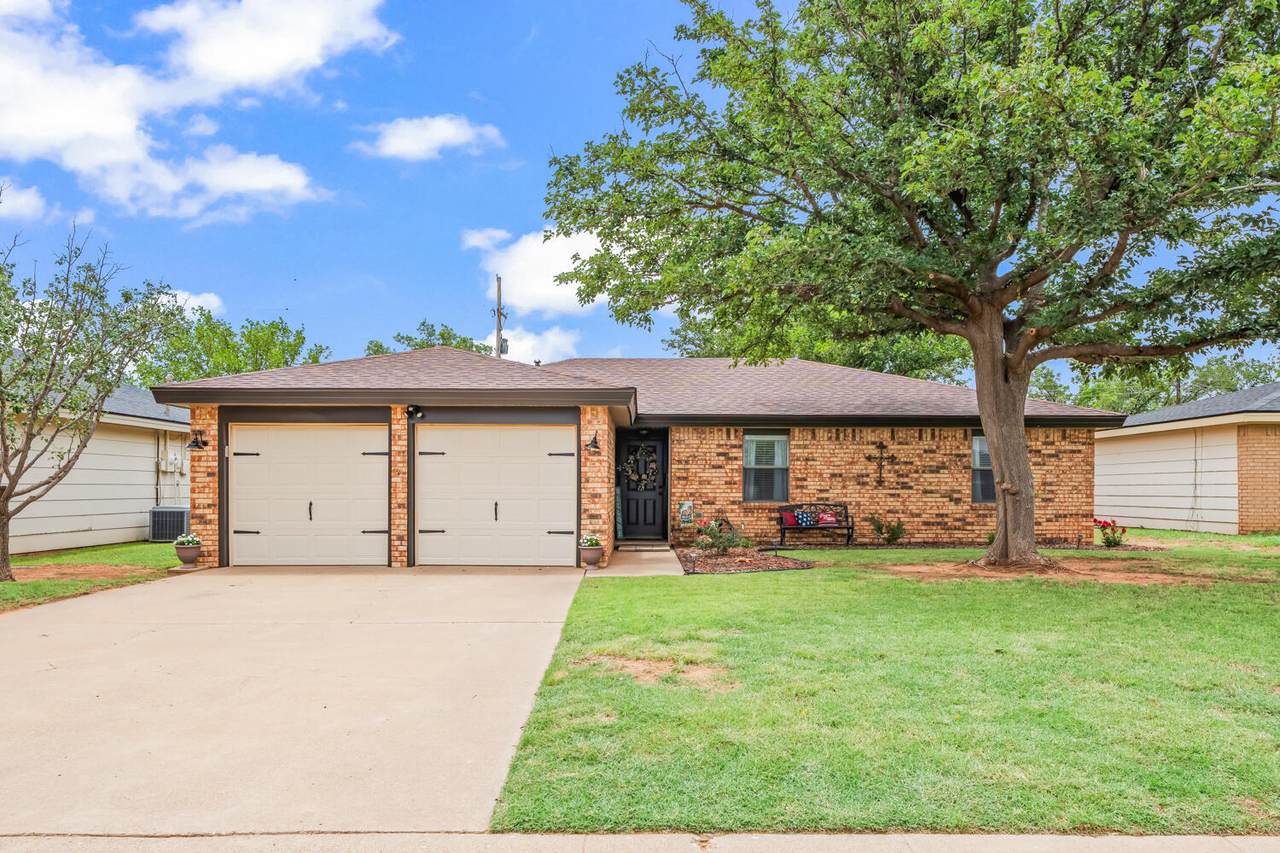 318 Walnut Street - Photo 1