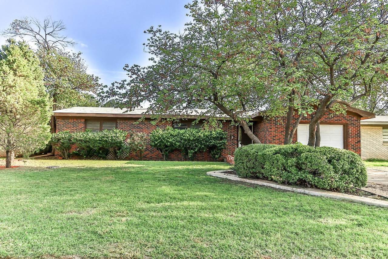 4911 44th Street - Photo 1