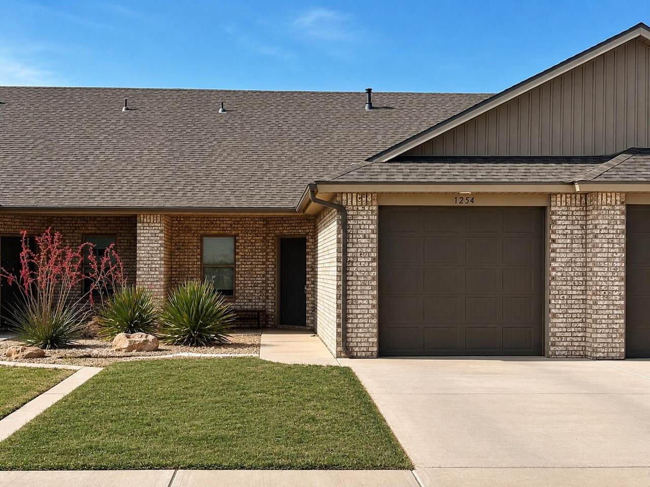 1254 7th Street - Photo 1