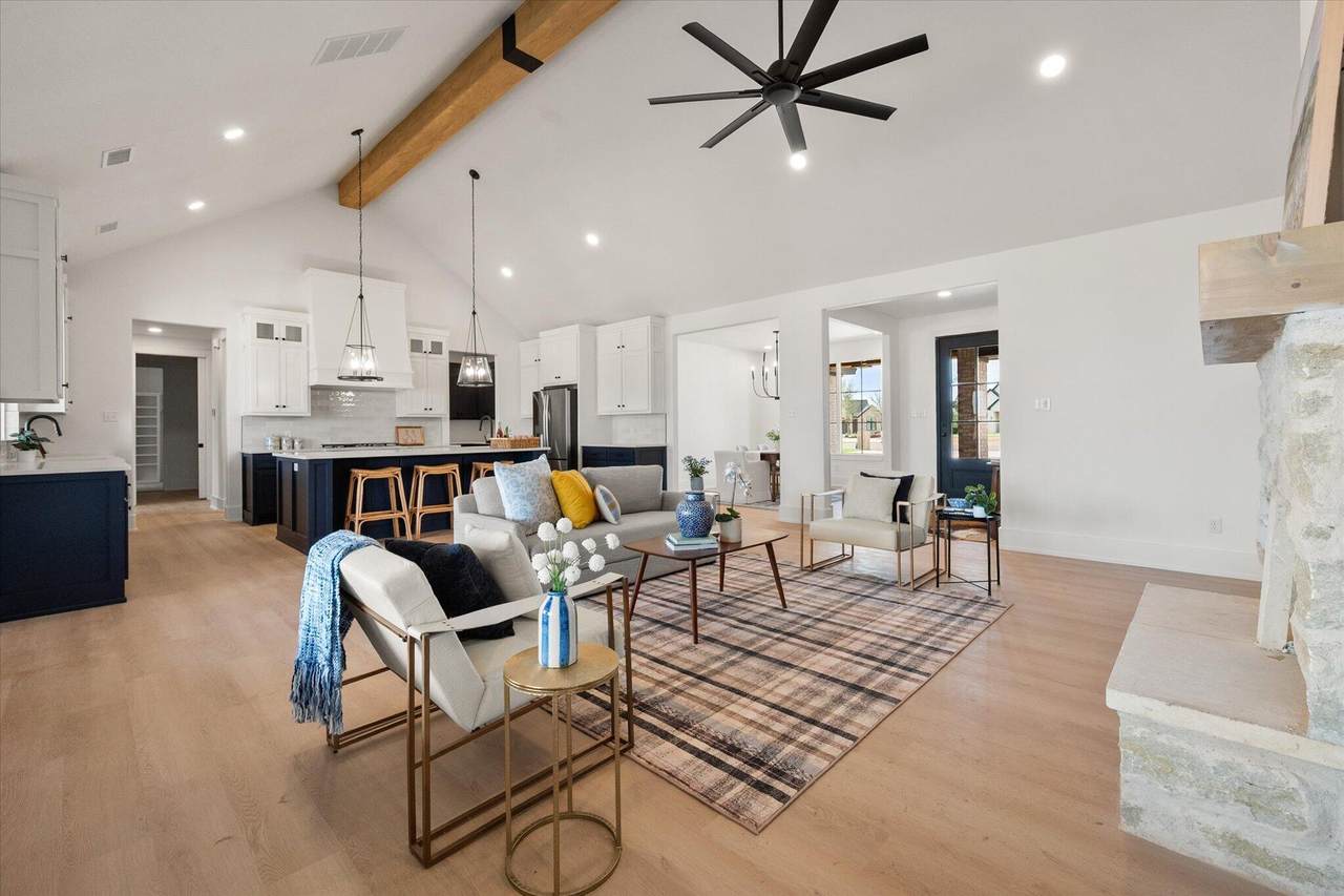 1041 Kitty Lane - Photo 1
