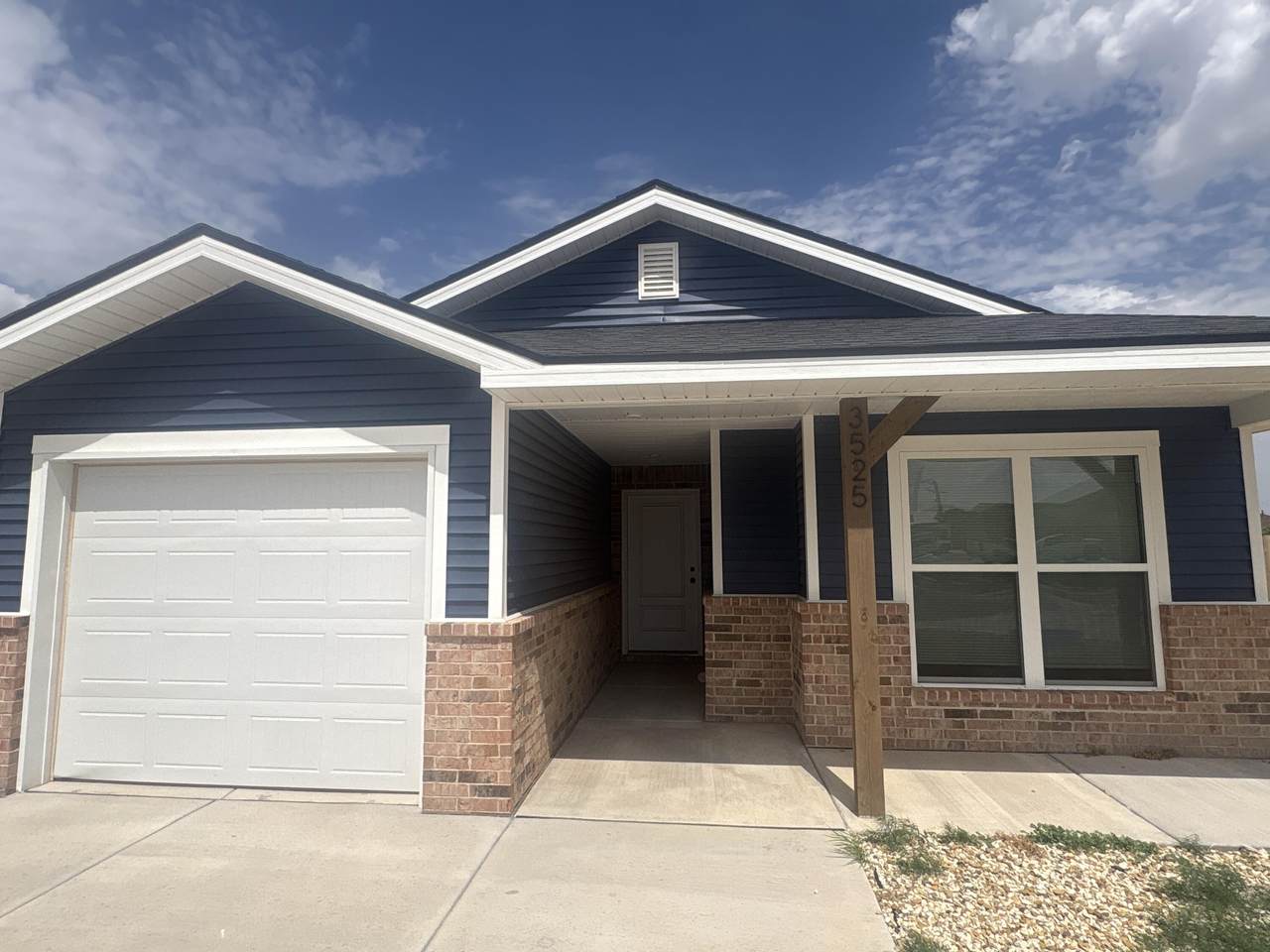 3525 Turner Avenue - Photo 1
