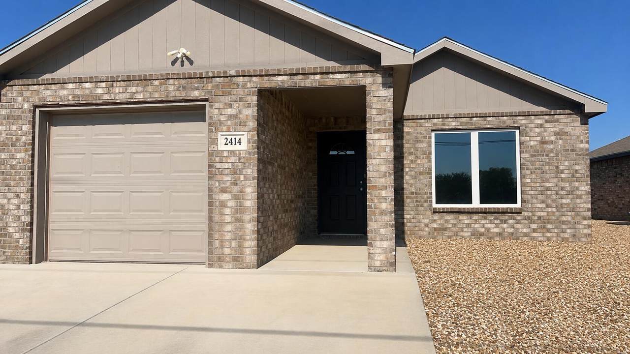 2414 Avenue P - Photo 1