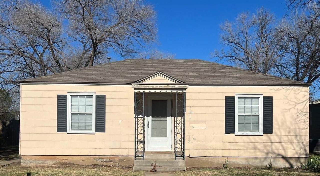 2422 29th Street - Photo 1