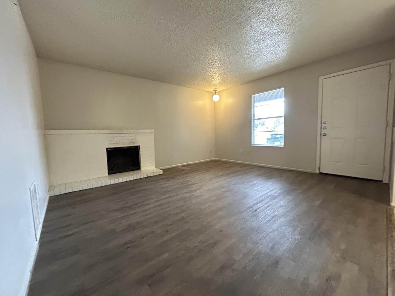 https://bt-photos.global.ssl.fastly.net/lubbock/1280_boomver_1_20260710180415631687000000-2.jpg