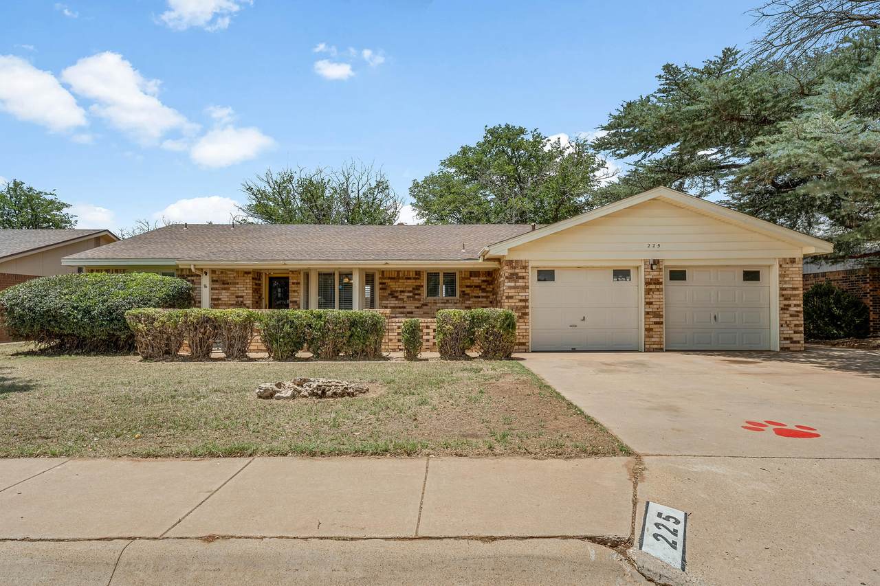 225 Terry Drive - Photo 1