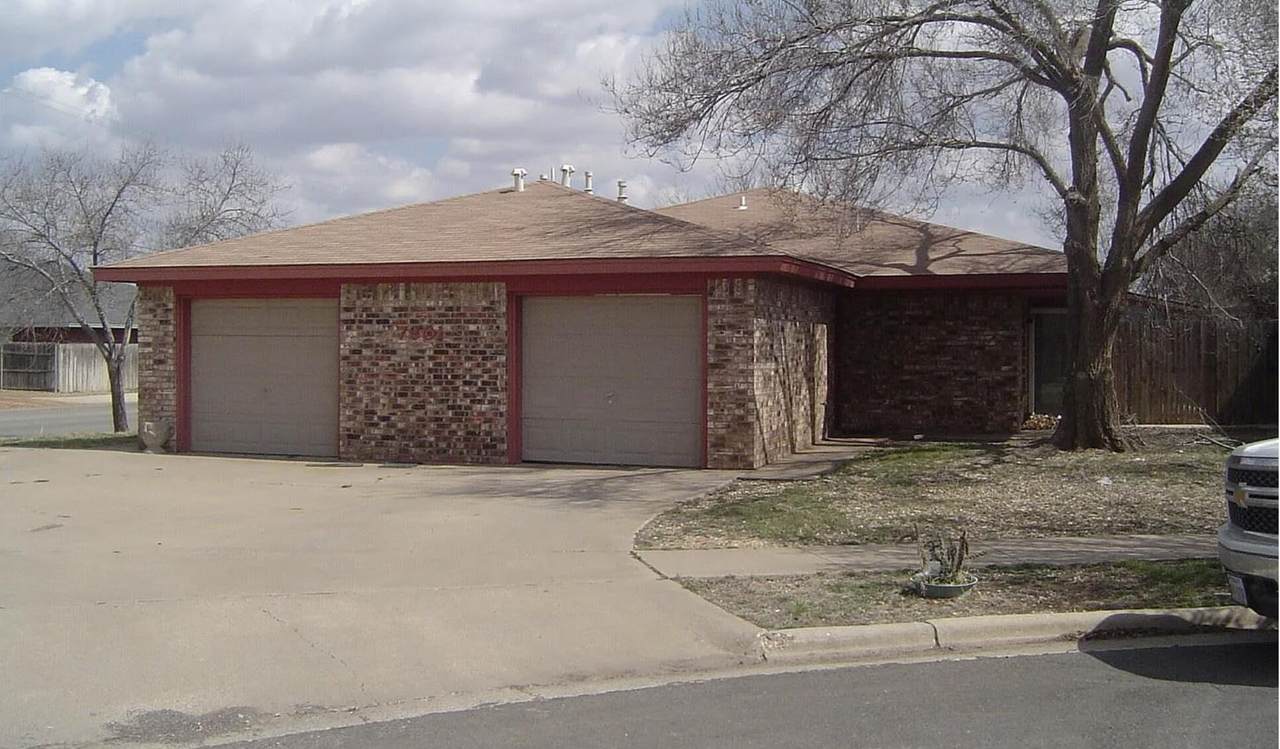 7801 Avenue X - Photo 1