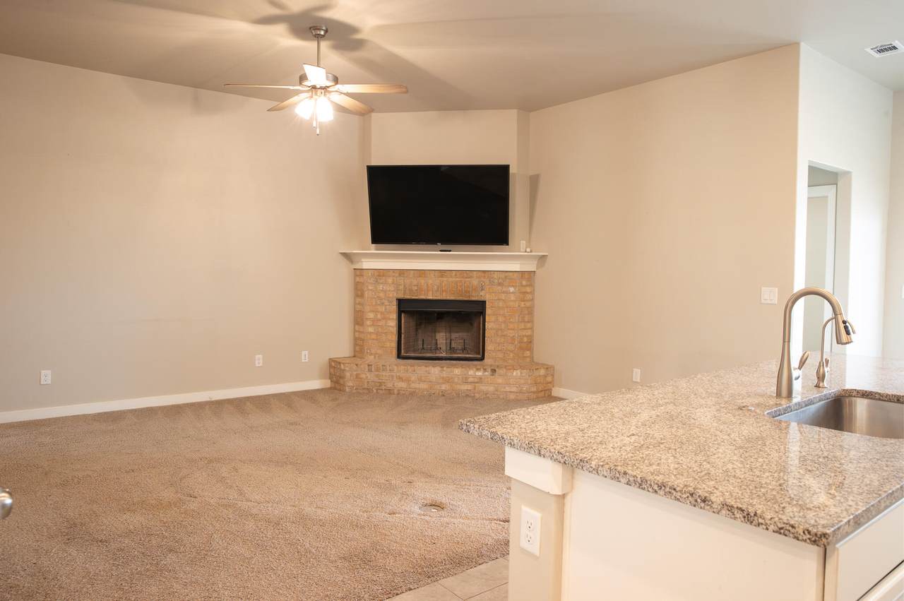 https://bt-photos.global.ssl.fastly.net/lubbock/1280_boomver_1_20260715225937324724000000-2.jpg