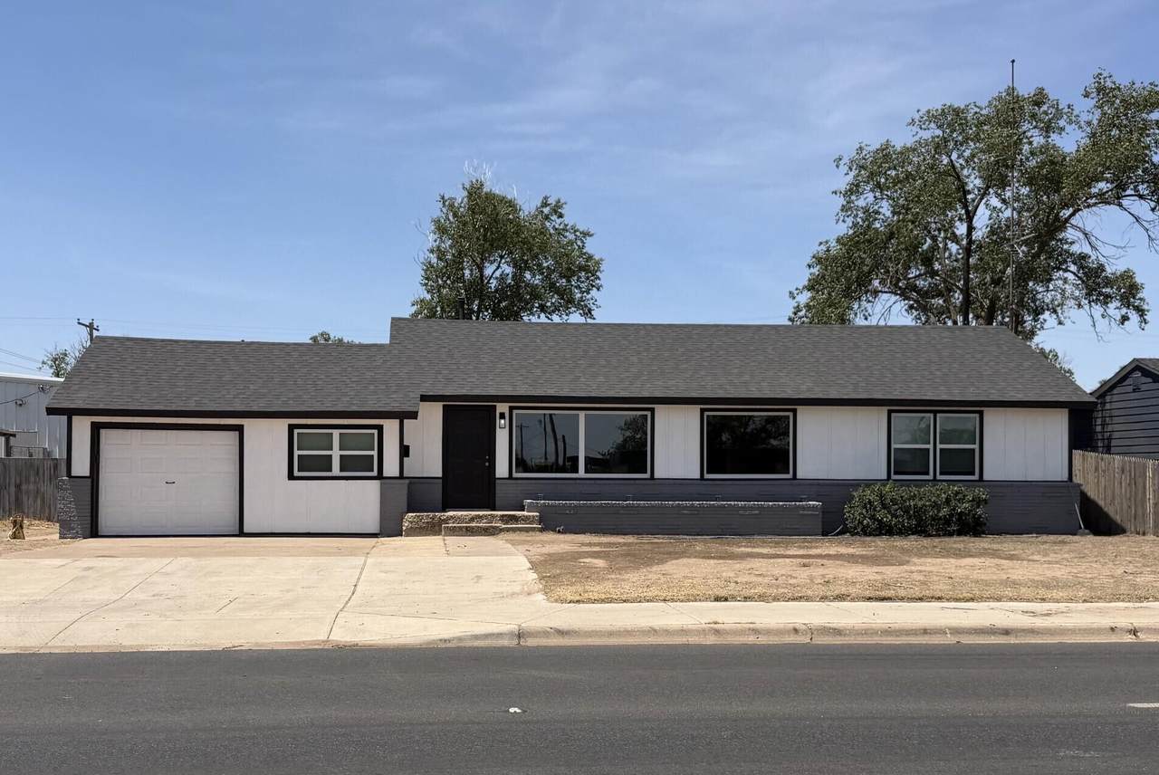 1216 College Avenue - Photo 1