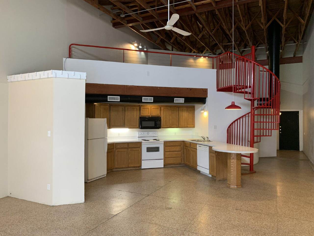 1401 Avenue J - Photo 1