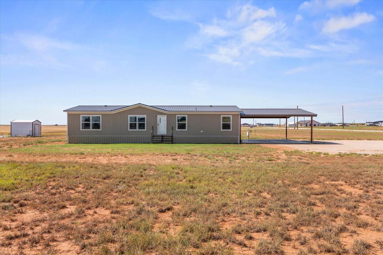 2544 Private Road 197 - Photo 1