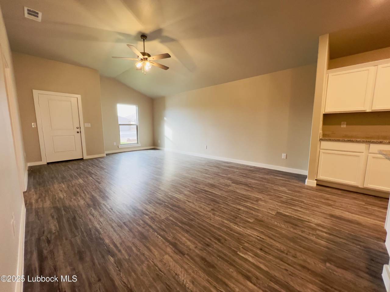 https://bt-photos.global.ssl.fastly.net/lubbock/1280_boomver_1_20260804205904634120000000-2.jpg