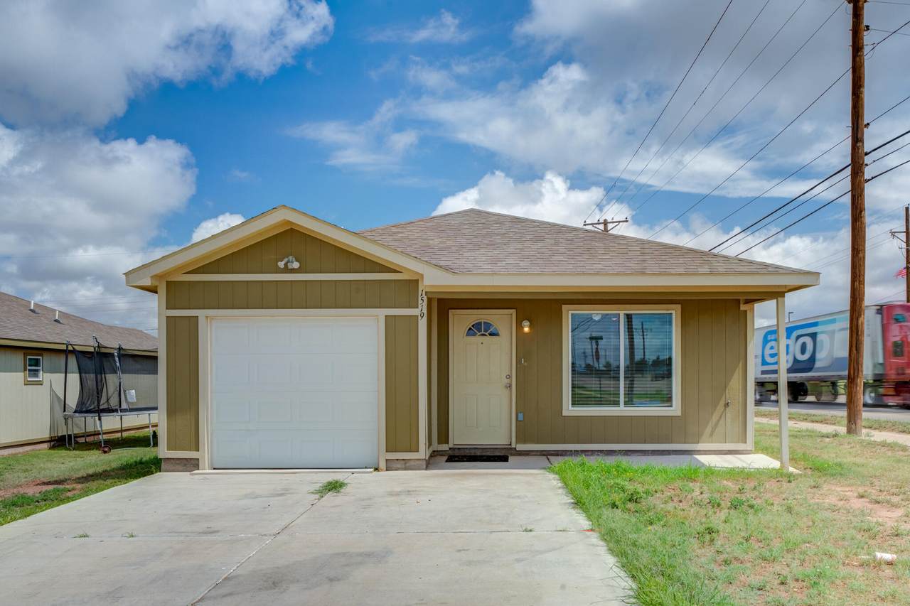 2201 Main Street - Photo 1