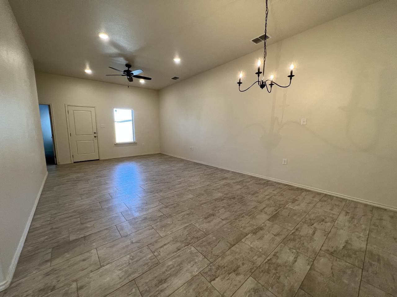 https://bt-photos.global.ssl.fastly.net/lubbock/1280_boomver_1_20260805214835586682000000-2.jpg