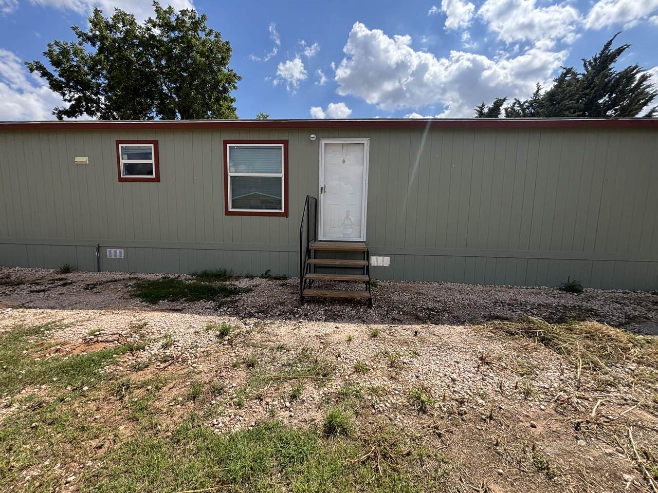 9920 Chester Avenue - Photo 1