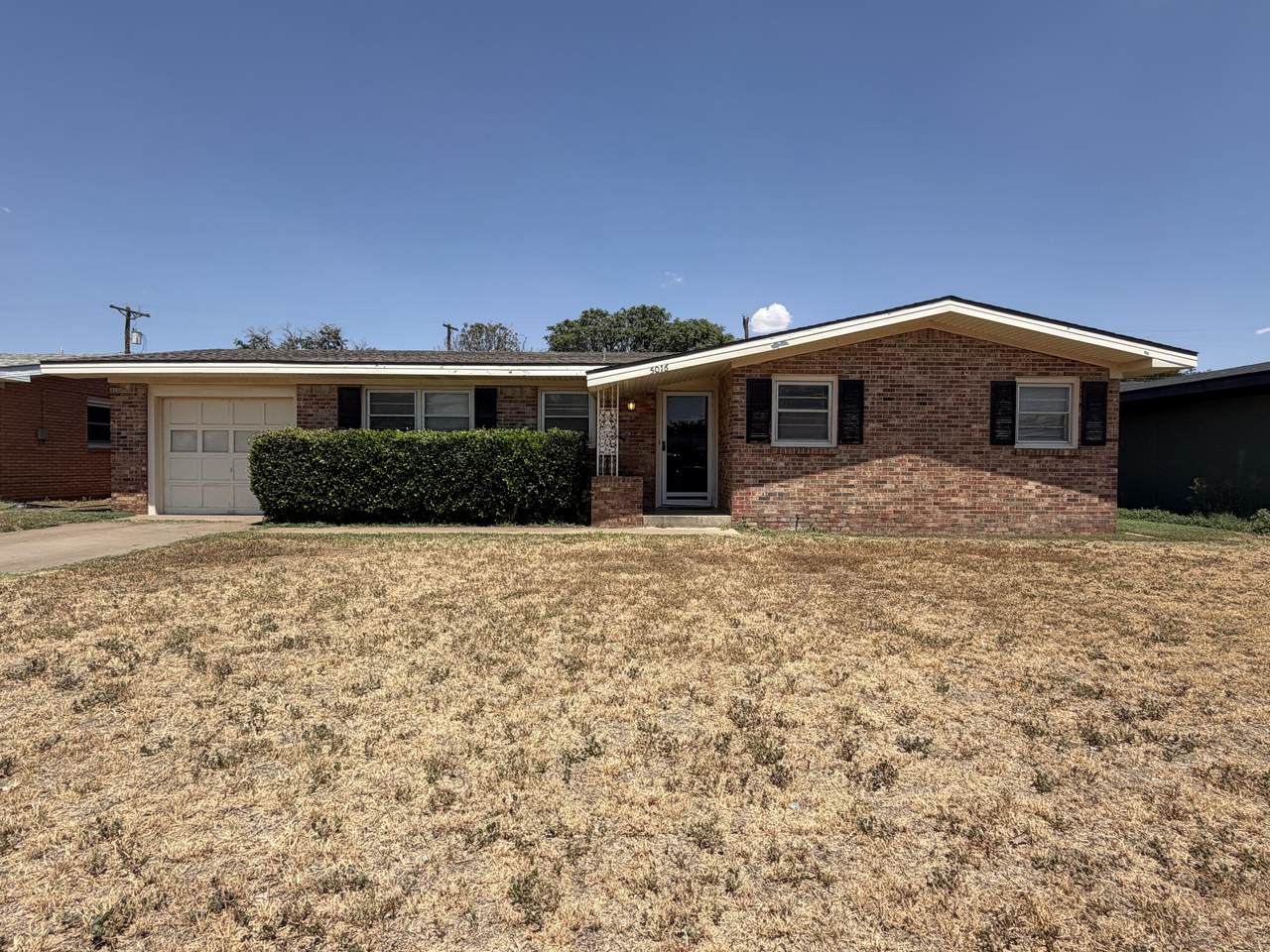 5016 46th Street - Photo 1