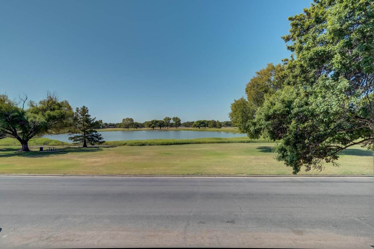 4608 55th Drive - Photo 1