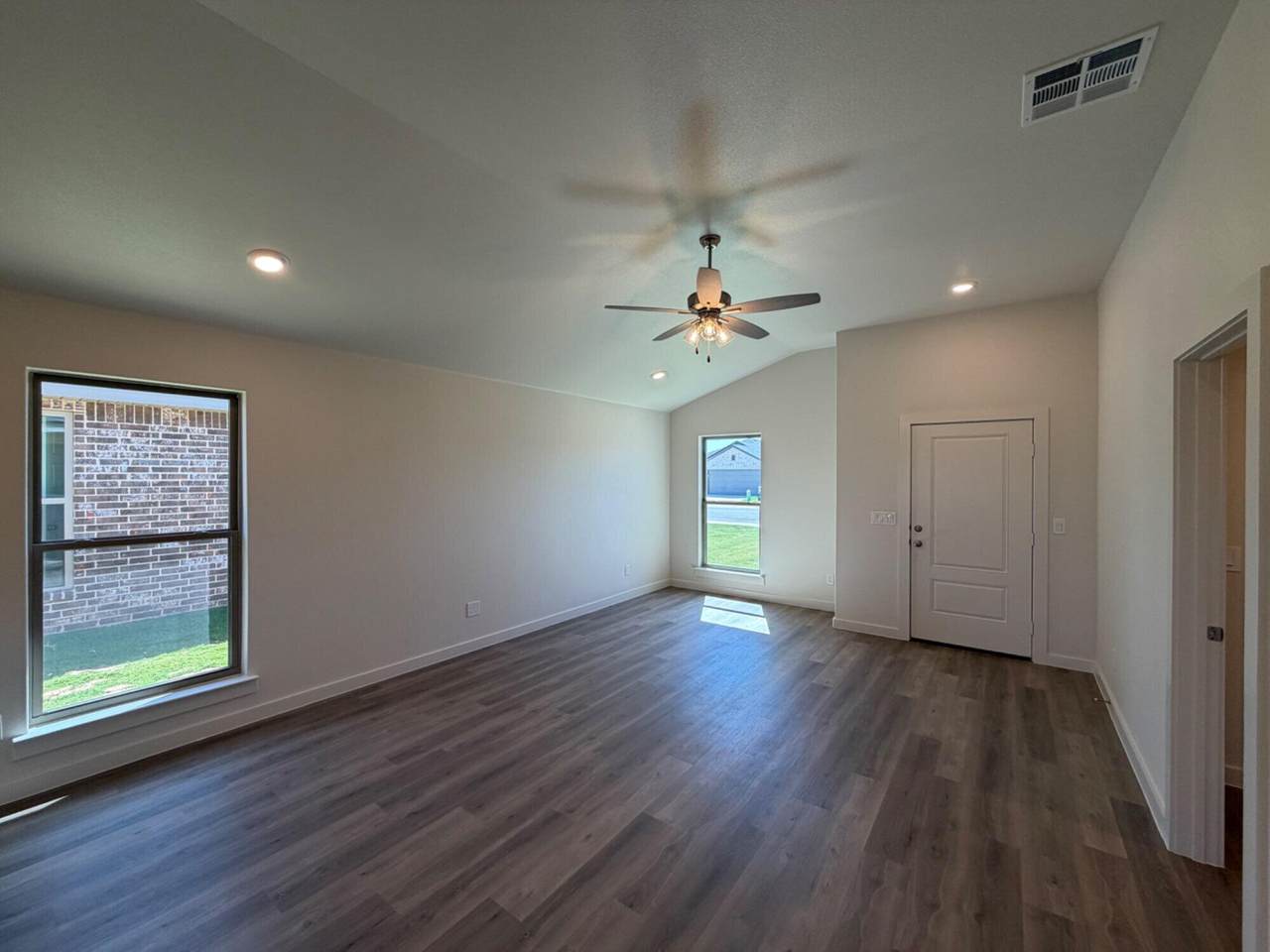 https://bt-photos.global.ssl.fastly.net/lubbock/1280_boomver_1_20260819204804840777000000-2.jpg