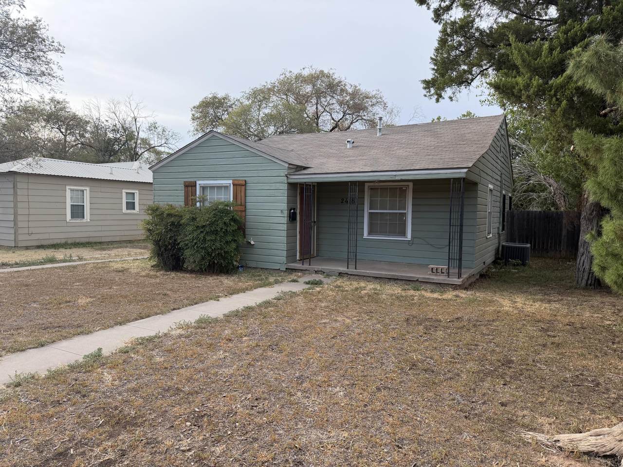 2418 29th Street - Photo 1