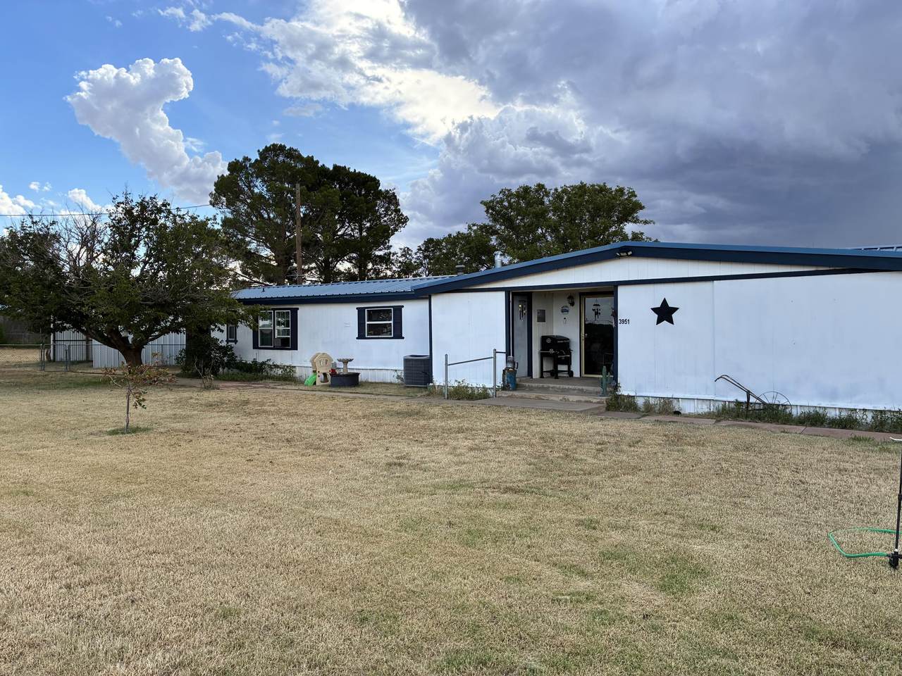 https://bt-photos.global.ssl.fastly.net/lubbock/1280_boomver_1_20260823133948099873000000-2.jpg