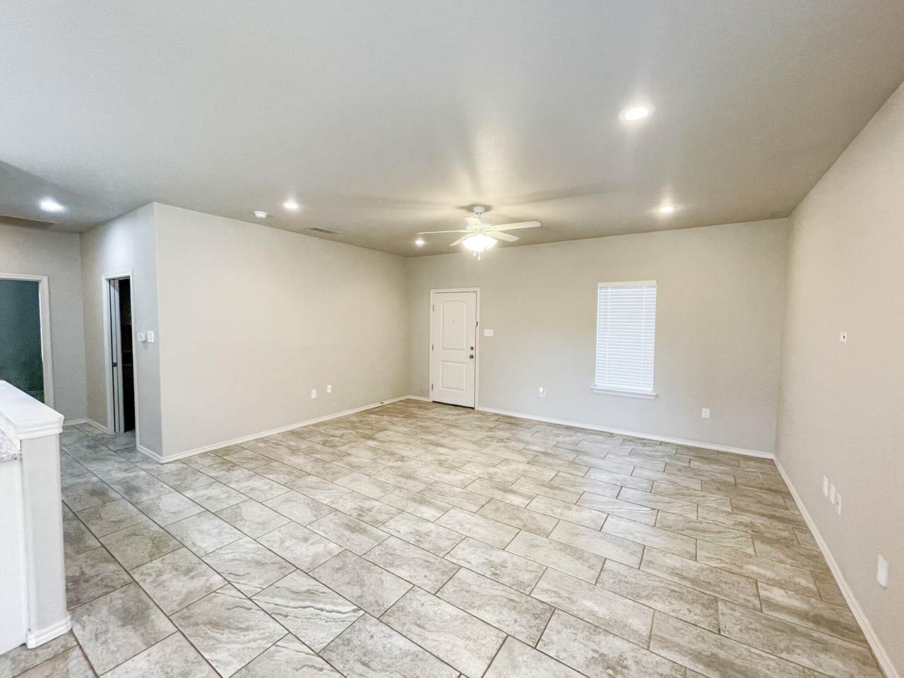 https://bt-photos.global.ssl.fastly.net/lubbock/1280_boomver_1_20260902194905634659000000-2.jpg