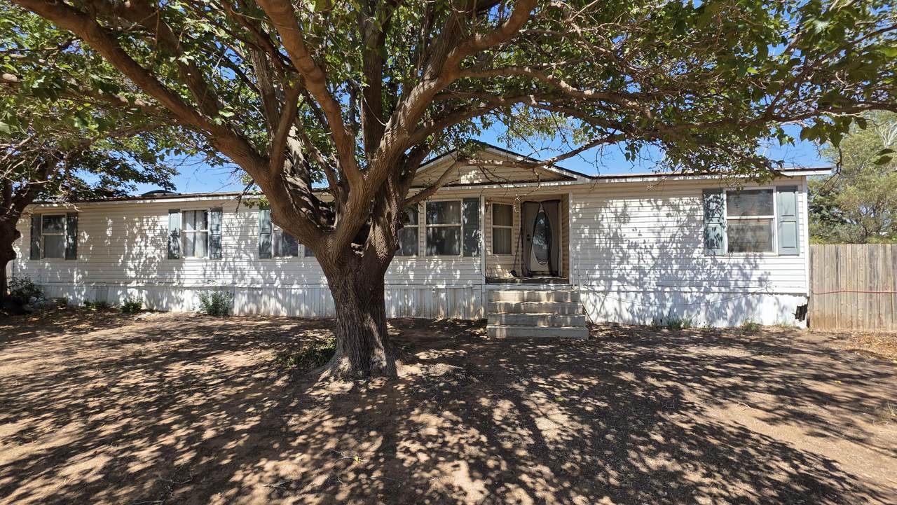 8002 County Road 5850 - Photo 1