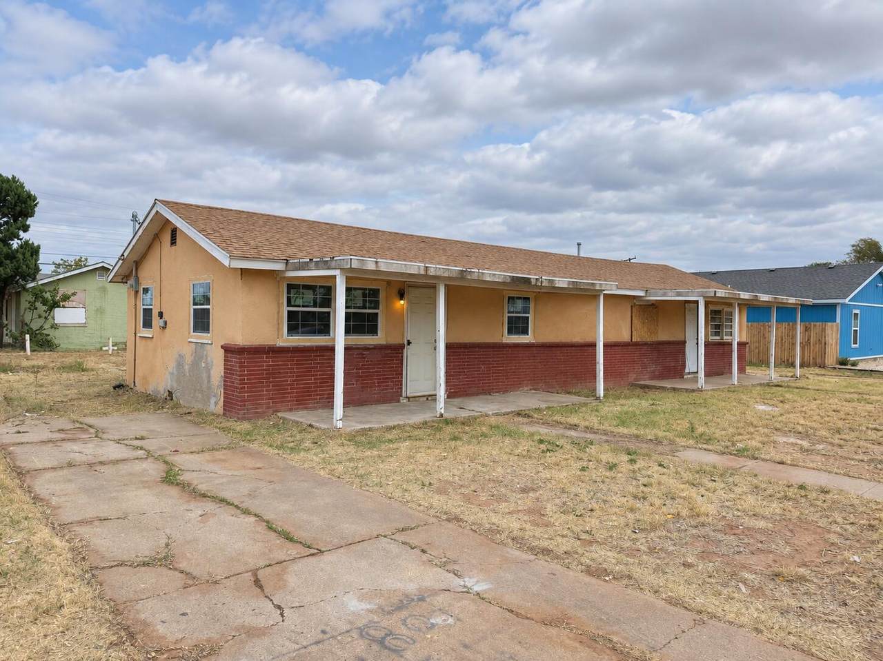 2918 Duke Street - Photo 1