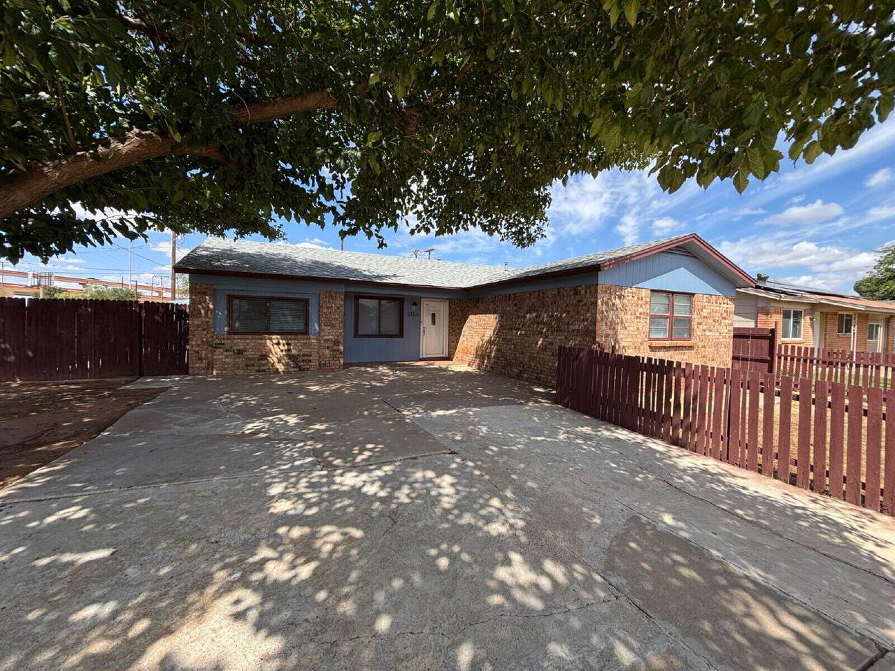 5720 46th Street - Photo 1