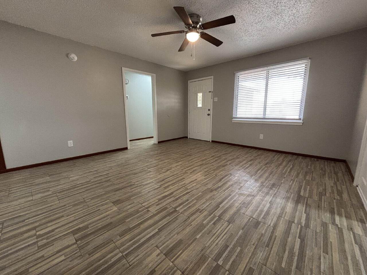 https://bt-photos.global.ssl.fastly.net/lubbock/1280_boomver_1_20260918012536325804000000-2.jpg