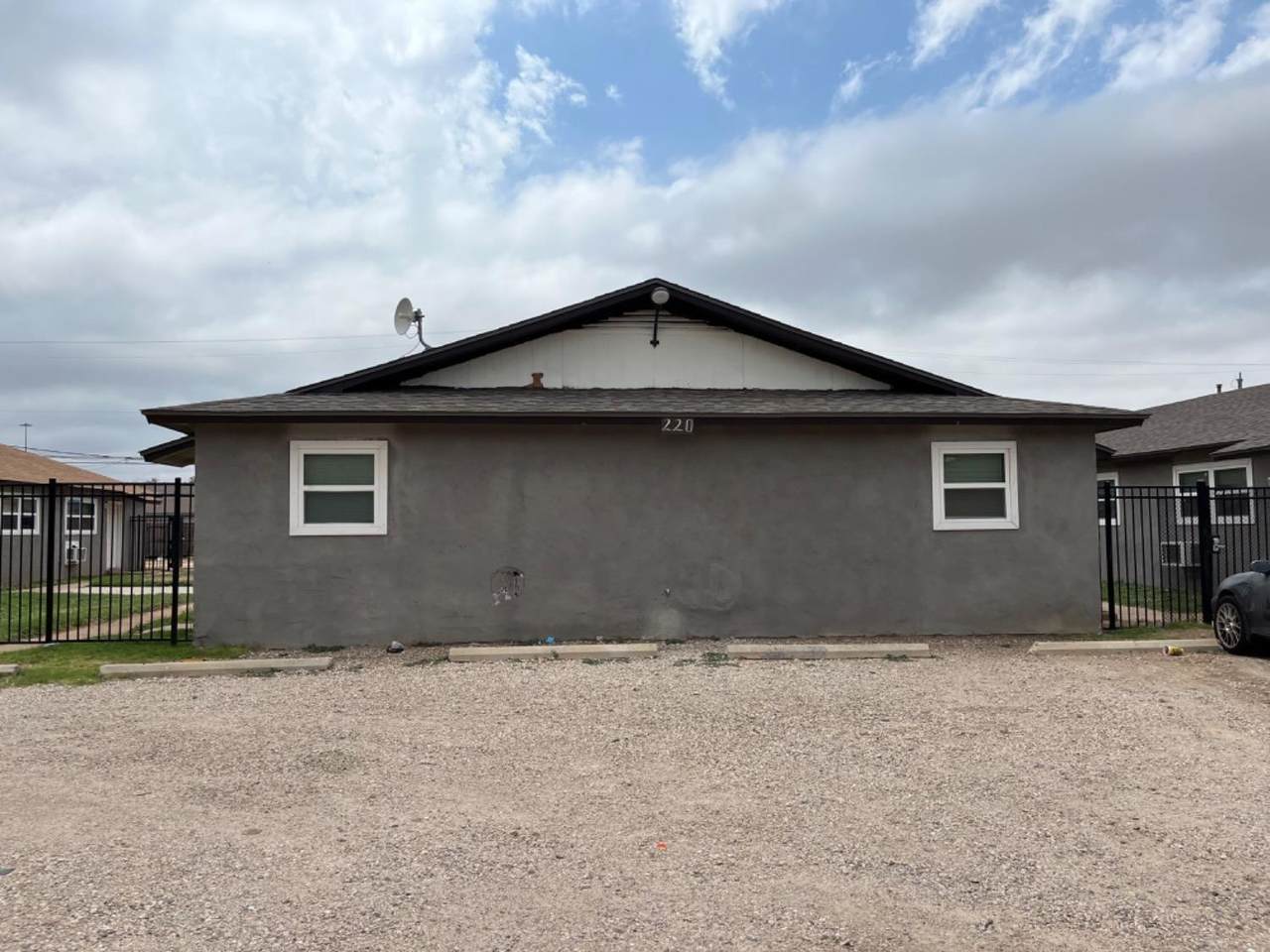 224 Ave S - Photo 1