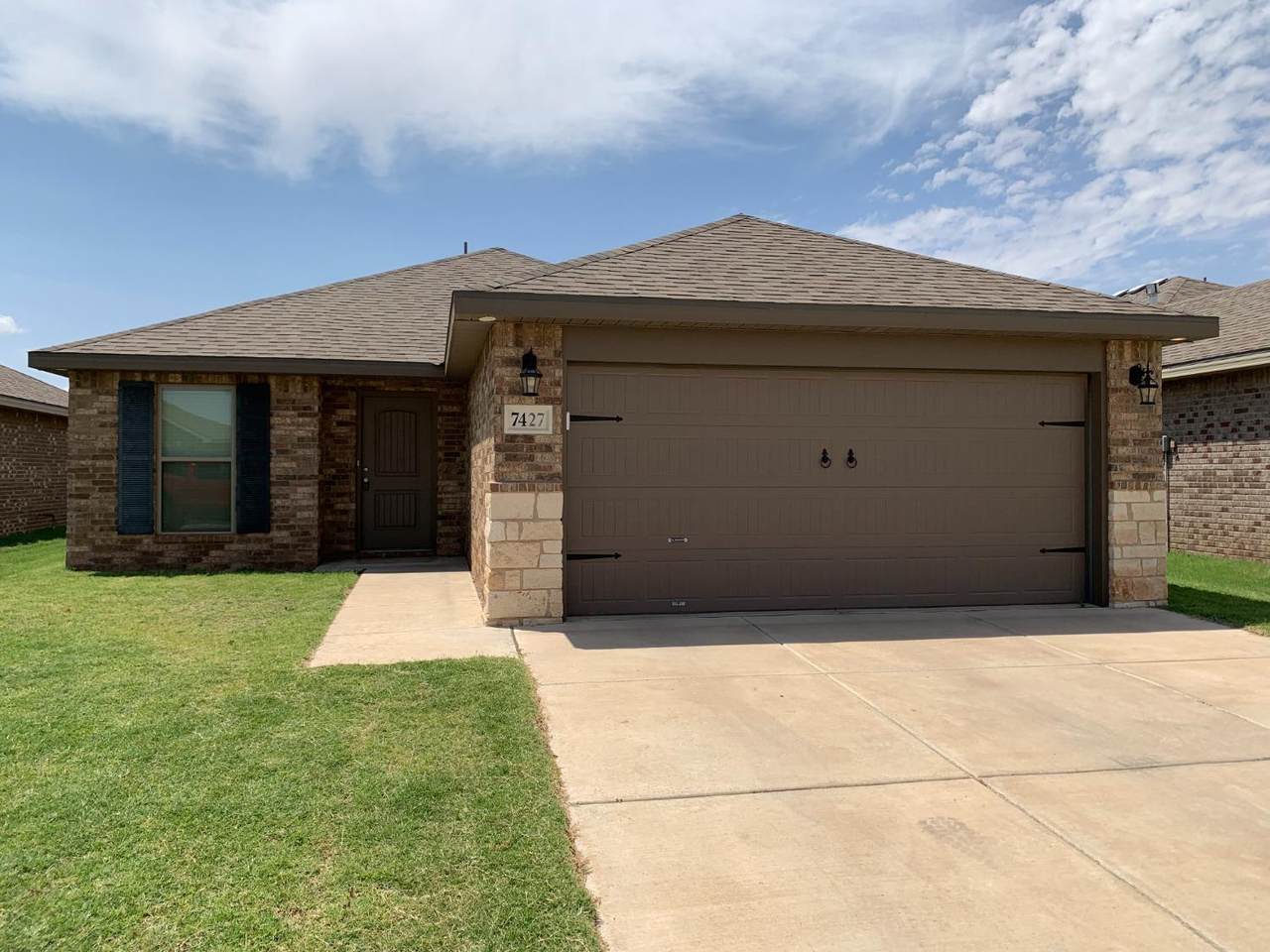 7427 103rd Street - Photo 1