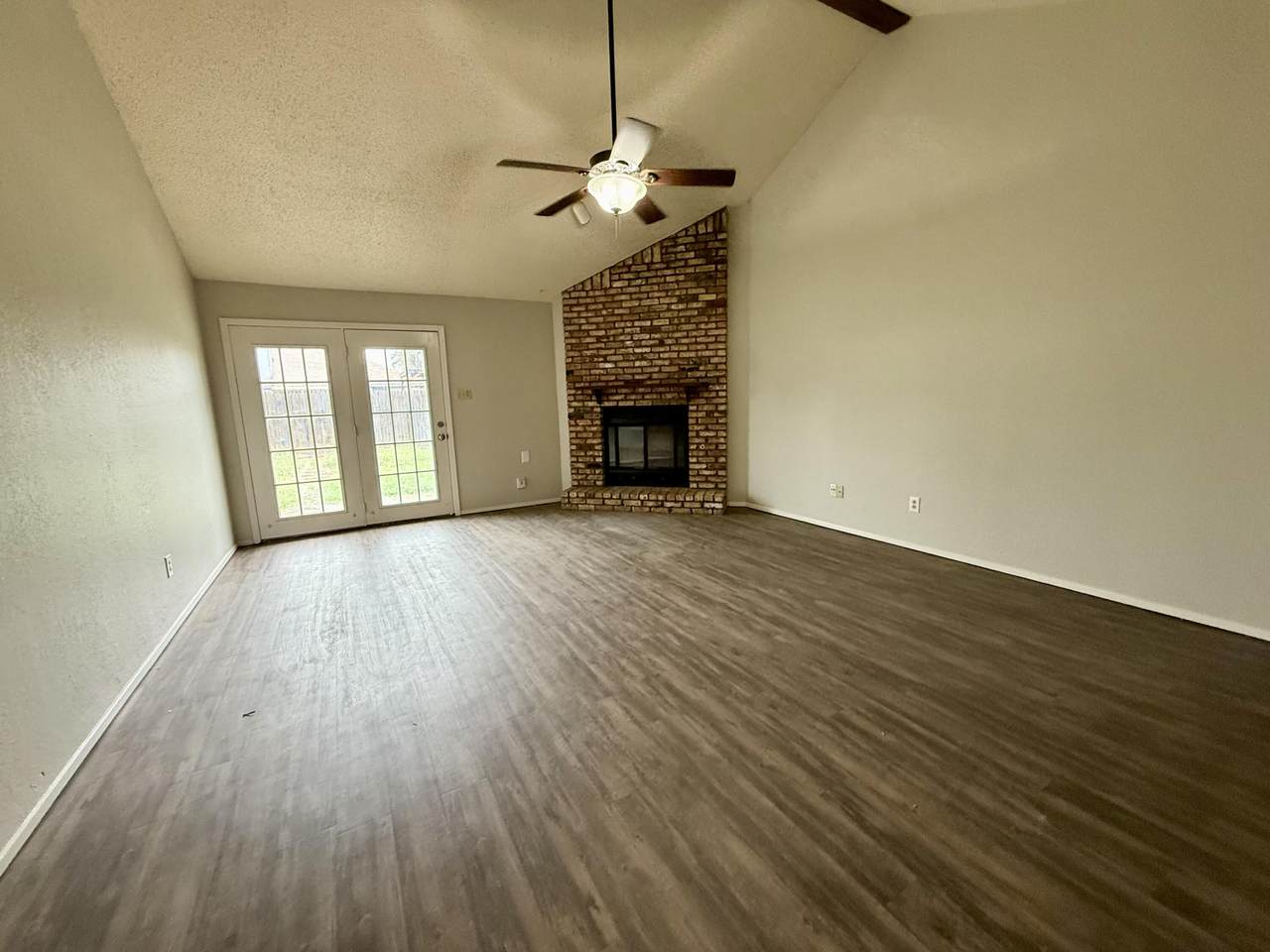 https://bt-photos.global.ssl.fastly.net/lubbock/1280_boomver_1_20260930145308571438000000-2.jpg
