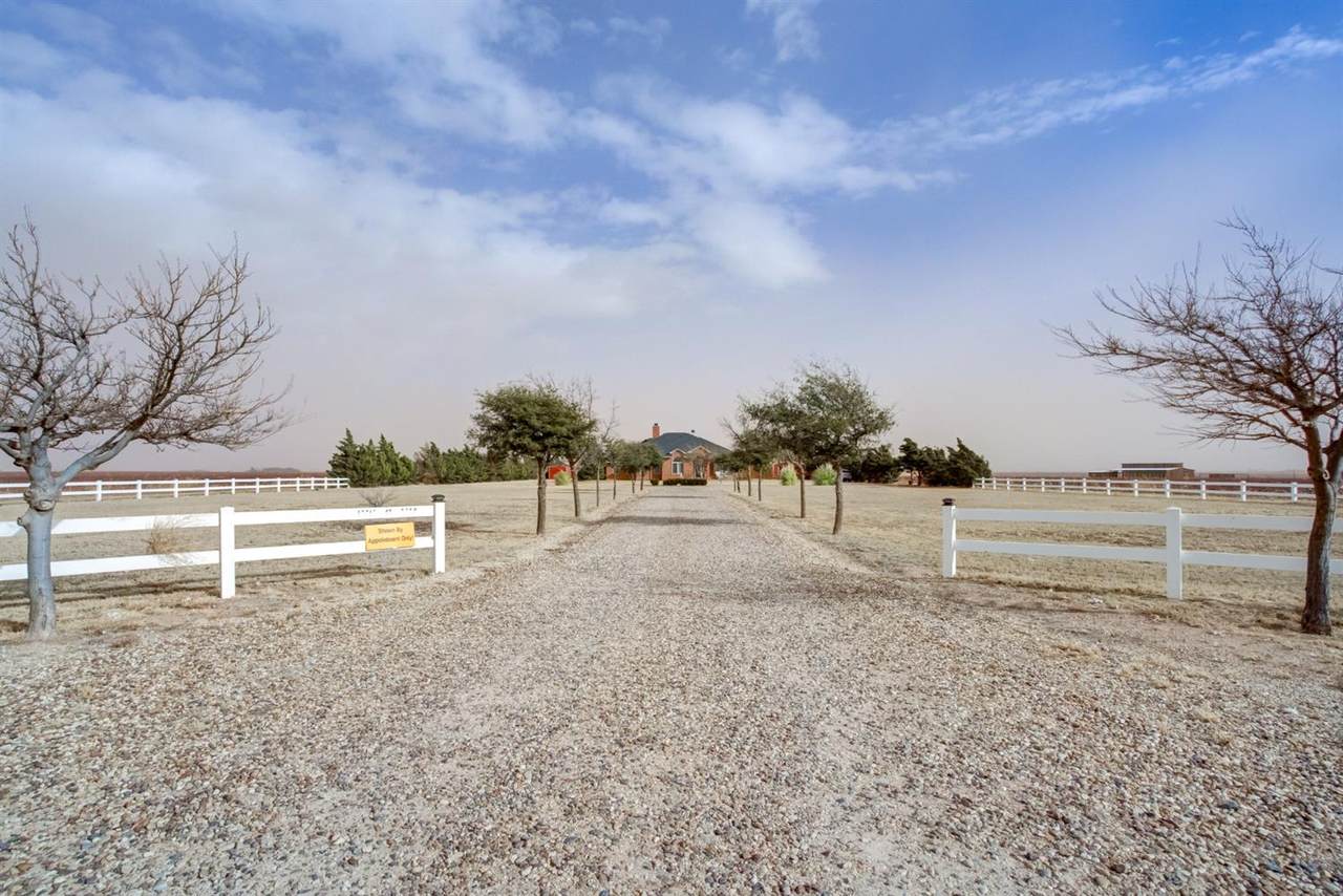 17515 County Road 2720 - Photo 1
