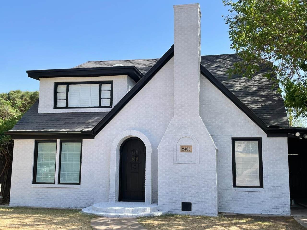 2405 21st Street - Photo 1