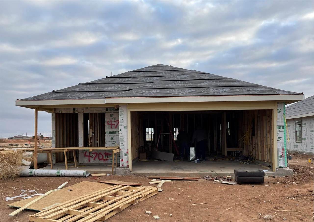 4705 126th Street - Photo 1