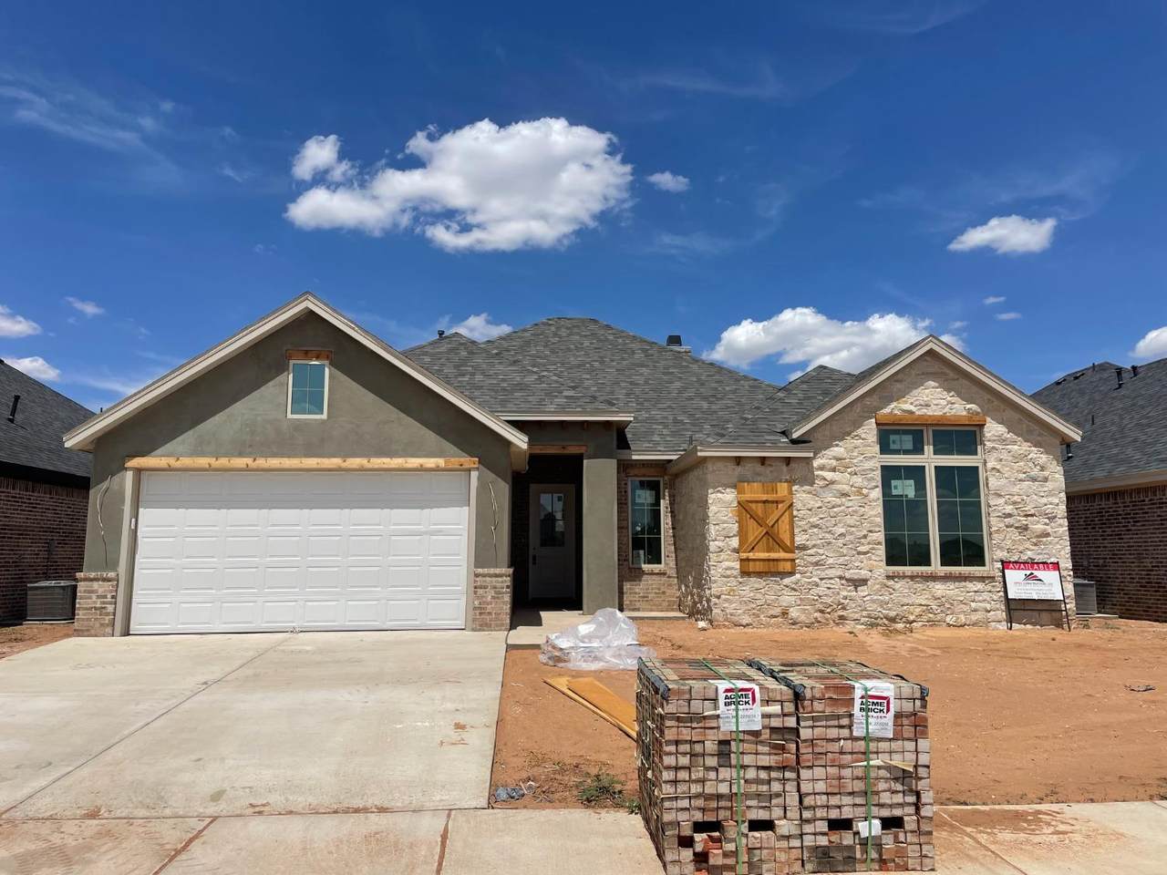 5612 119th Street - Photo 1