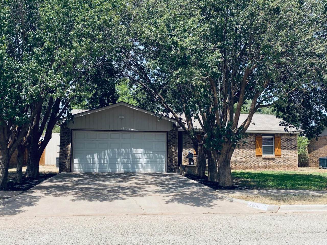 2206 87th Street - Photo 1