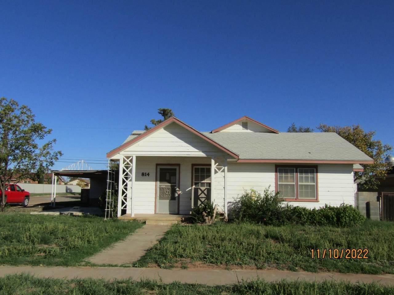 814 16th Street - Photo 1