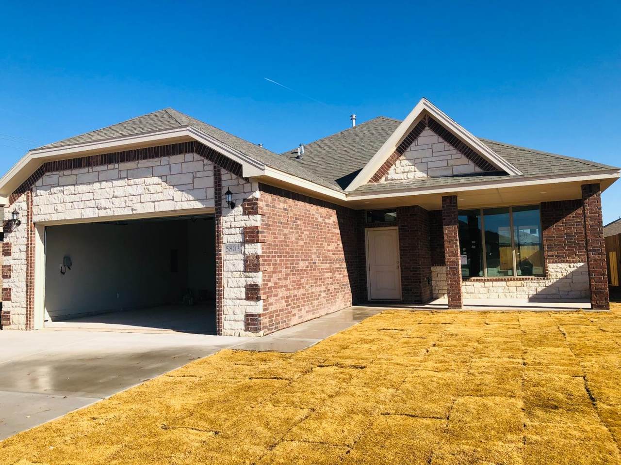 5803 Xenia - Photo 1