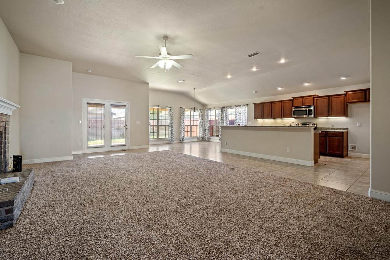 9206 Trenton Avenue - Photo 1