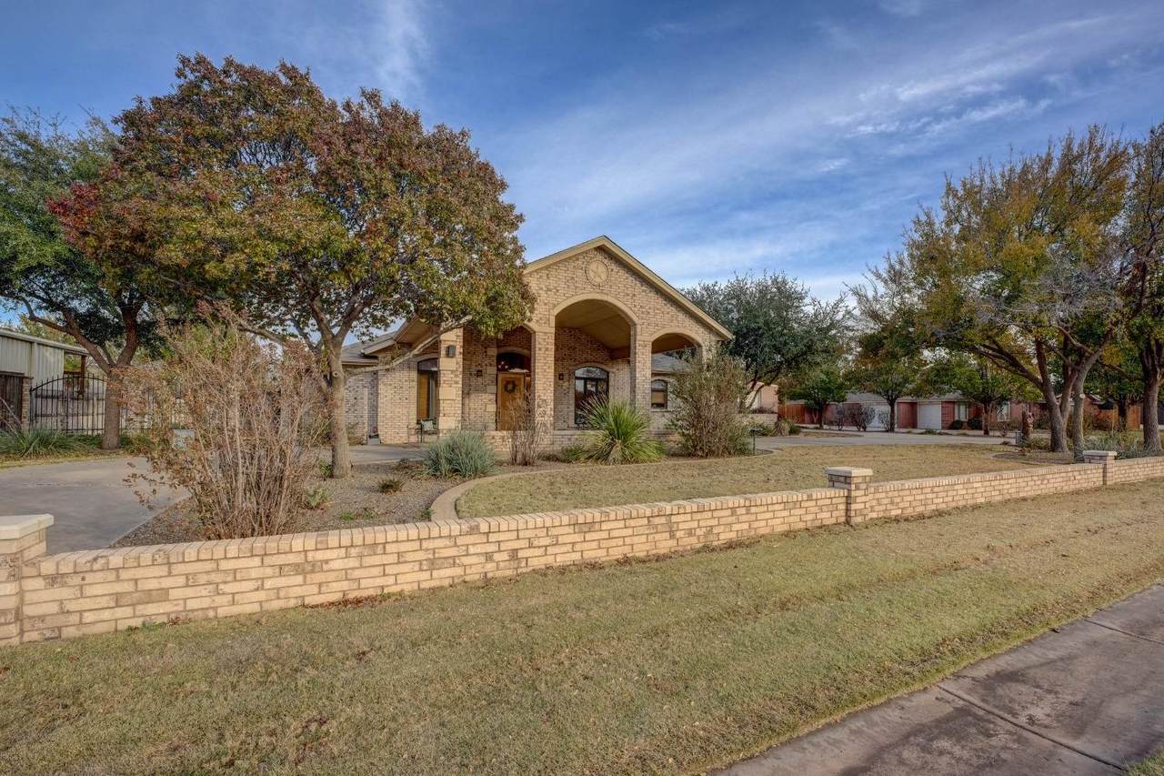 7803 Saratoga Avenue - Photo 1