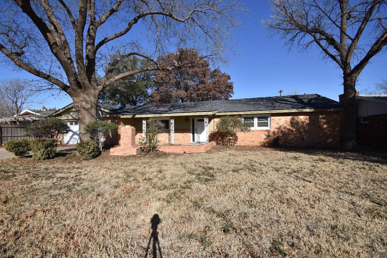 2104 53rd Street - Photo 1