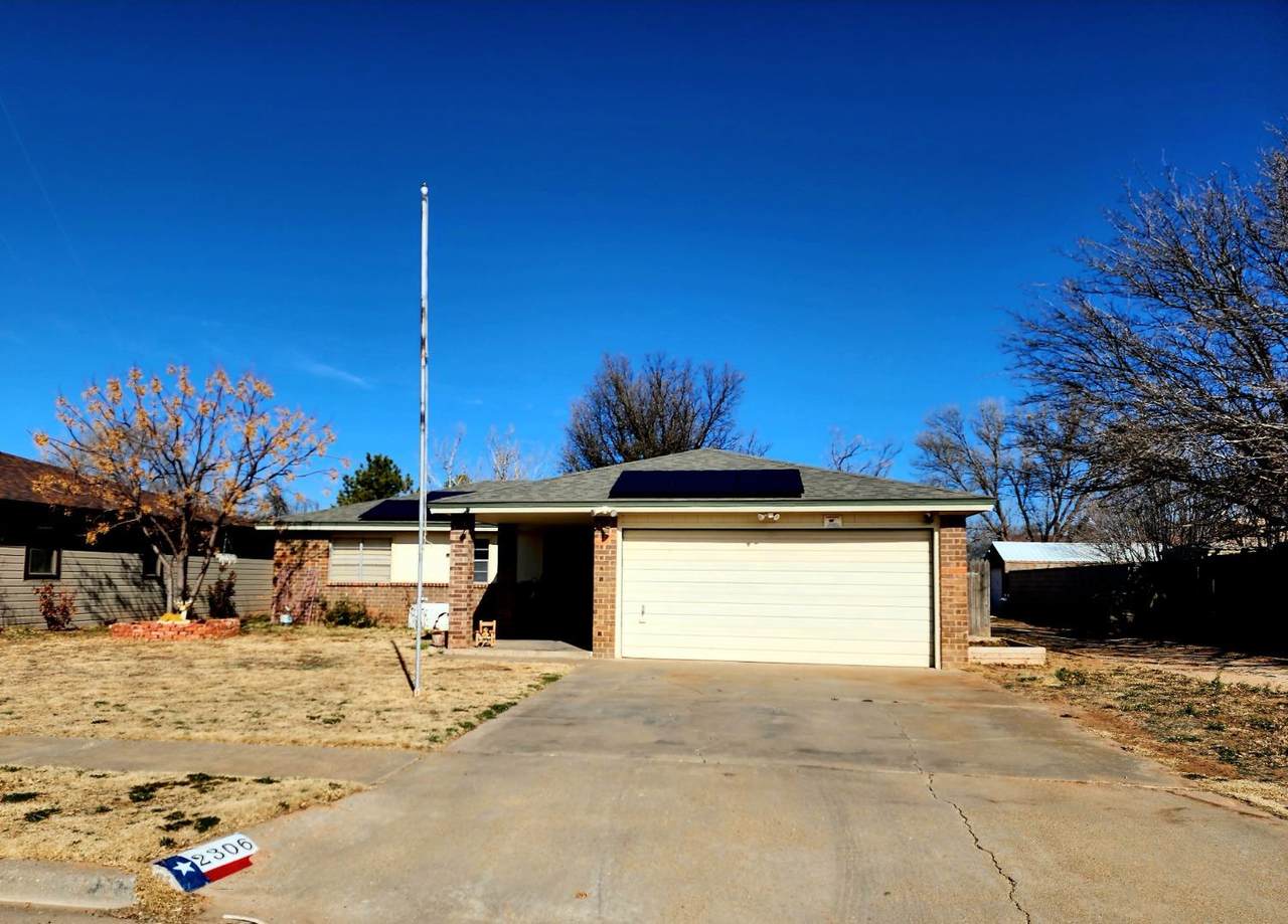 2306 77th Place - Photo 1