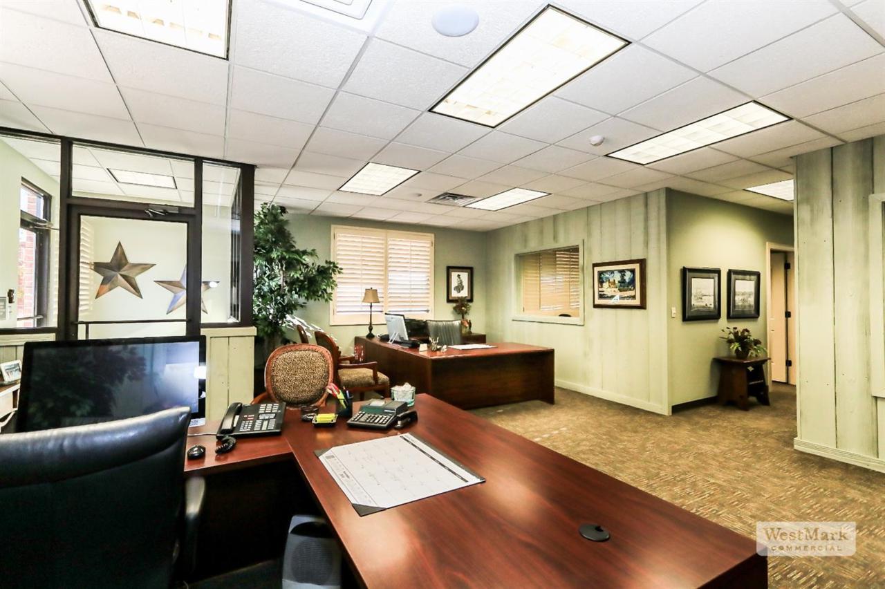 1105 Farm Road 300 - Photo 1