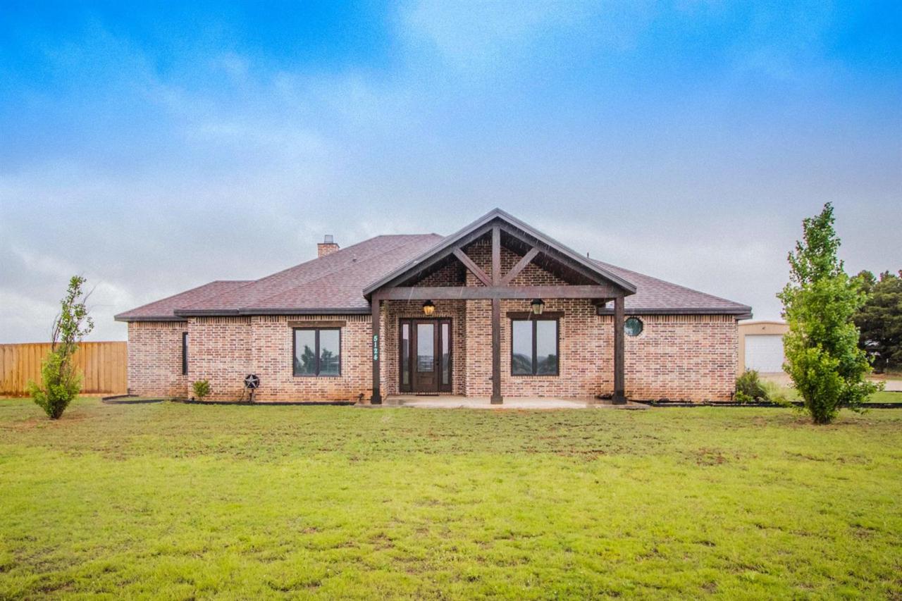 5124 Private Road 7945 - Photo 1
